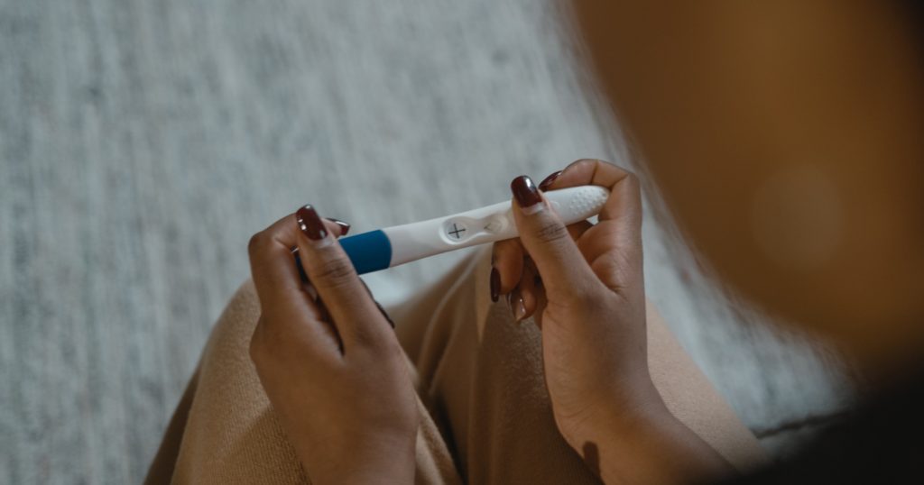 ghar par kaise karen pregnancy test 